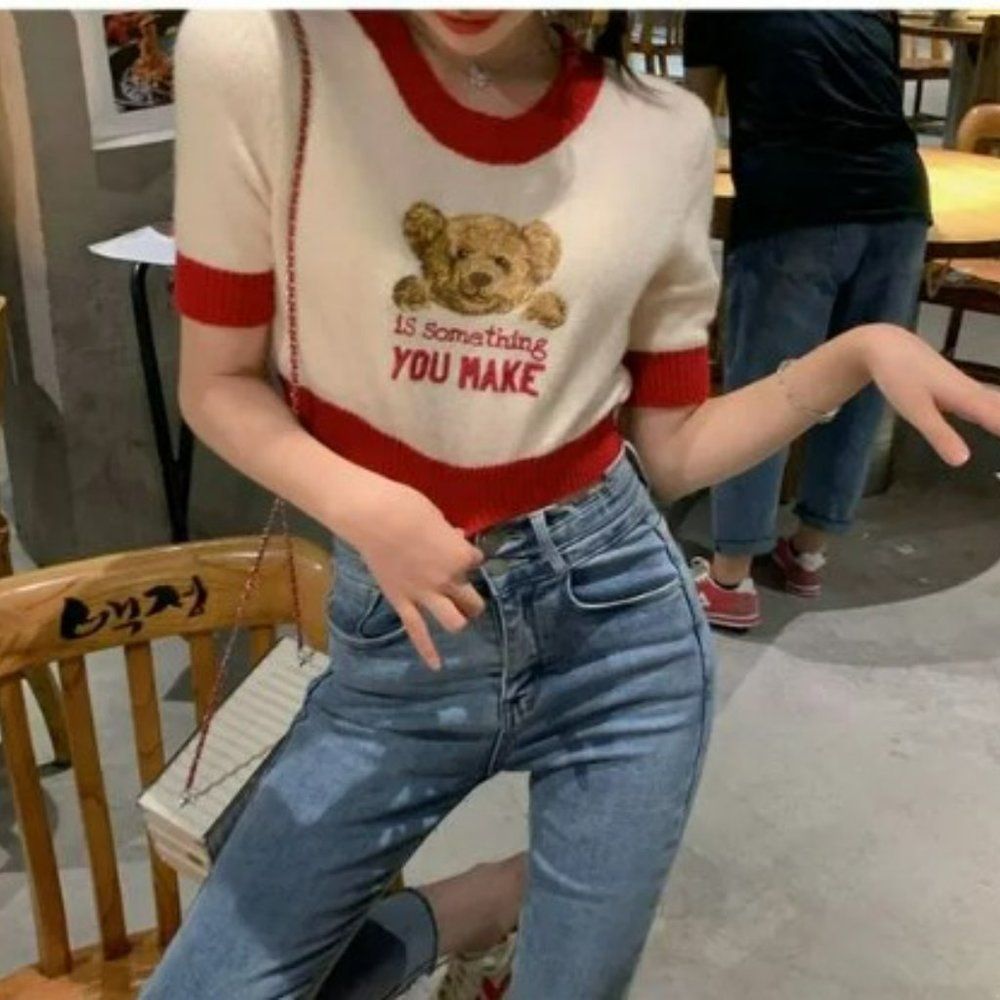 Bear Cropped Short-Sleeve Knit Top